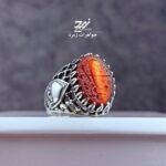 انگشتر نقره مردانه عقیق خطی سرخ دو رنگ حکاکی یا زینب