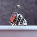 انگشتر نقره مردانه عقیق خطی سرخ دو رنگ حکاکی علی